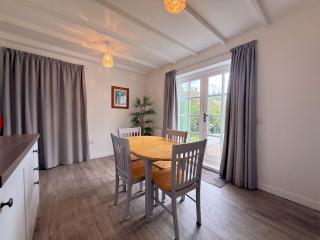 Pass the Keys Gorgeous 3 BR Cottage with Outstanding Sea Views - Isle of Whithorn - 4