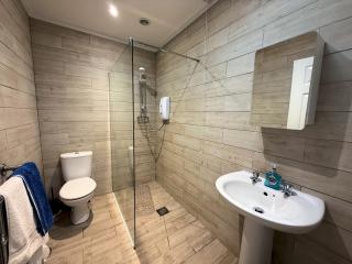 Pass the Keys Gorgeous 3 BR Cottage with Outstanding Sea Views - Isle of Whithorn - 3