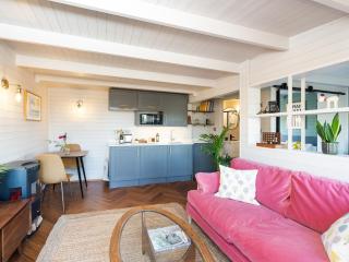 The Cosy Cabin - Clapton in Gordano - 6