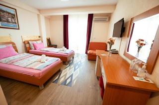 Hotel Holiday-M - Ohrid - 3