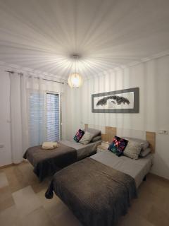 TOWNHOUSE 1 minute walk to Villamartin plaza - Villamartin - 3