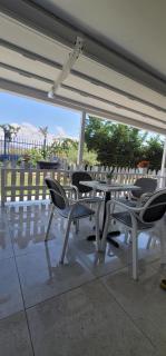 Suncoast Rooms Saranda near Port & Beach - 1