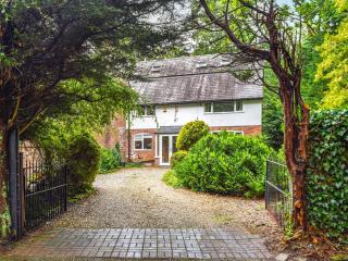 Court House - Halsall - 0