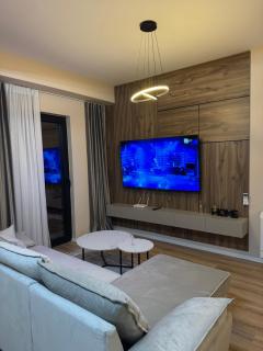 Orestiada Luxury Apartament - Tirana - 8