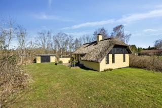 Astrup Vig Hideaway, Thatched Cottage with Shelter & Serenity - Roslev - 9