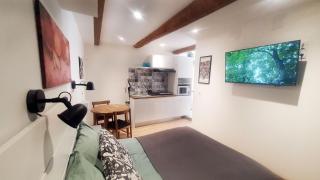 Place DANTON SERIGNAN CENTRE - 3