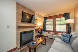 A126 One Bedroom Standard View - Oakland - 9