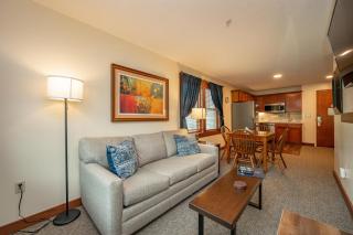 A126 One Bedroom Standard View - Oakland - 8