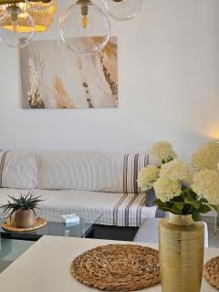 The studio and The view - Vlachata - 4