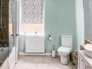 Daffodil Cottage - 2