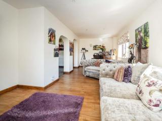 Melsham House - Freethorpe - 3