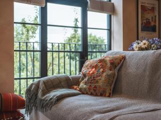 Olive - Kelsall - 6