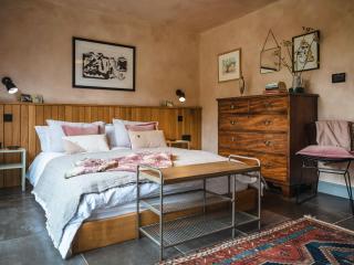 Olive - Kelsall - 1