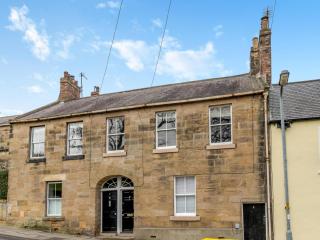 Grosvenor House - Alnwick - 9