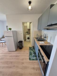 City center apartment with sea view - 8