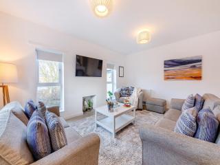 Whinstone House - 8