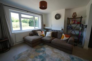 Historic Cliveden Stud - Garden Cottage sleeps 6 - With Hot Tub, Parking, in Taplow - next to Cliveden National Park - Maidenhead - 8