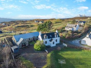 Peters - Tarskavaig - 0
