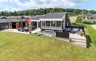 Amazing Home In Sjølund With Kitchen - Sjølund - 9