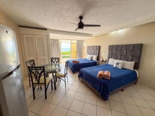 Condo with lagoon view & beach access :) - Cancún - 5