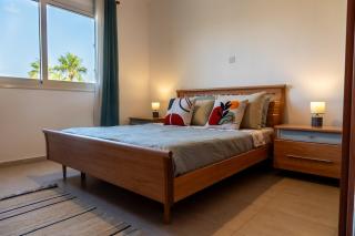 Poolside Family Comfort Suite - Aglantzia - 1