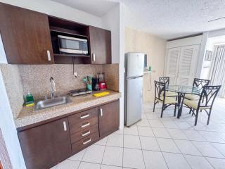 Condo with lagoon view & beach access :) - Cancún - 1