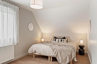 Maison rénovée haut de gamme - 4 chambres, terrasse, parking - Montigny - 4