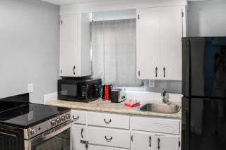 Avenir Centre Suite - Near NBCC, Moncton Hospital, Airport - Moncton - 1