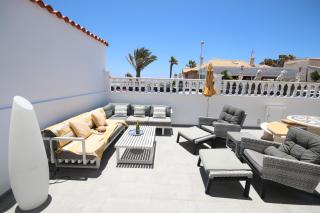 LAS ROSAS by RENTMEDANO Stunning luxury Chocolate Box villa with private heated pool & wifi - 5