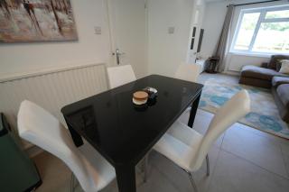 Historic Cliveden Stud - Garden Cottage sleeps 6 - With Hot Tub, Parking, in Taplow - next to Cliveden National Park - Maidenhead - 9