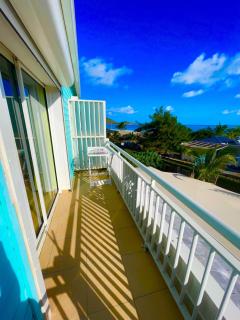 Beautiful apartment with Orient Bay Beach view - 5