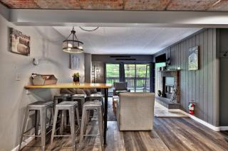 Ski, Hike, Relax - 2BR Killington Condo with Balcony and Free Shuttle - Killington - 4