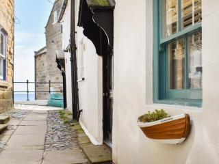 Glenhowen - Robin Hood's Bay - 0