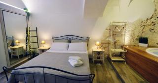 Suite Grotta della luna - Ostuni - 4