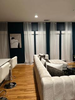 Hollywood House of Luxe - Dallas - 7