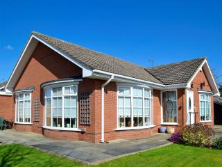 Corner Cottage - Sewerby - 0