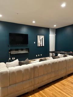 Hollywood House of Luxe - Dallas - 6