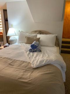Lakefront Treetop Village 3bd3badeckpool-6pp - Four Seasons - 5