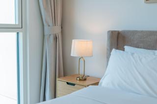 Two Bedroom Apartment Including Yas Theme Park Tickets - Abu Dhabi - 4