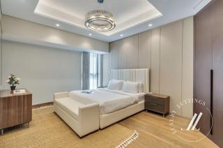 Luxury 2BDR Apartment with Private Balcony - 3