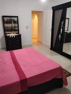 Cozy 4-Room Apartment Near the Beach - 3