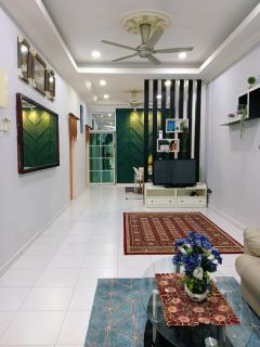 Dang anum homestay - Segamat - 3