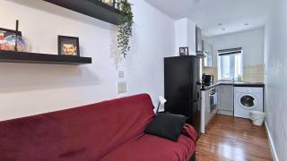 Ultra central next to shopping center and station - Harrow - 2