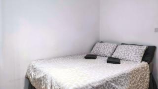 Ultra central next to shopping center and station - Harrow - 9