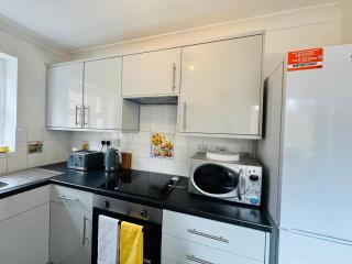 Town centre with parking - Huntingdon - 4
