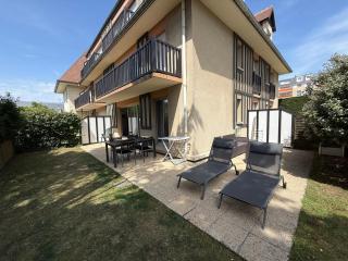 Charmant T2 à 2 min de la mer, avec Jardin Privé et clôturé, Parking, à proximité du Centre-Ville - Cabourg - 9