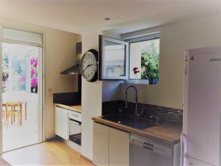 Family beach house - 8