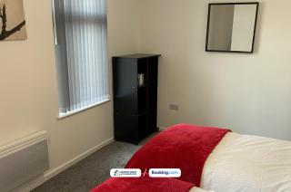 Sutton Contractor Accommodation - Warrington, St Helens - Clock Face - 4