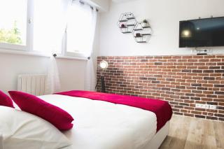 Homey Street - Parking - Centre-ville - Proche Geneve - Annemasse - 2