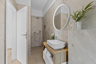Villa Chiara, Neubau-Ferienhaus Pula-Sisan - Šišan - 5